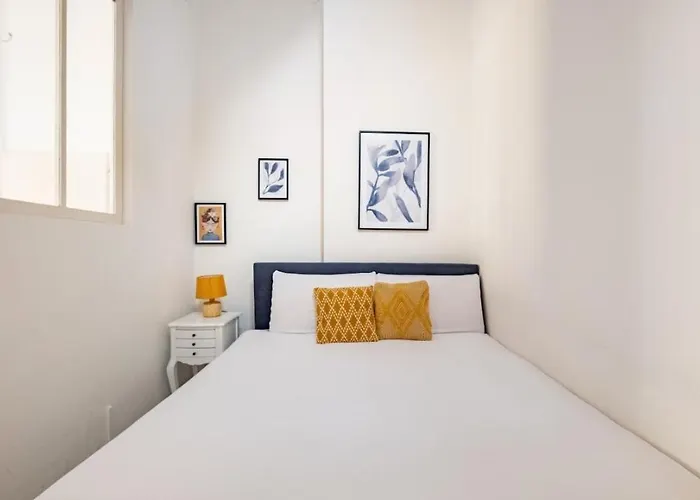 Penthouse G Reni شقة *